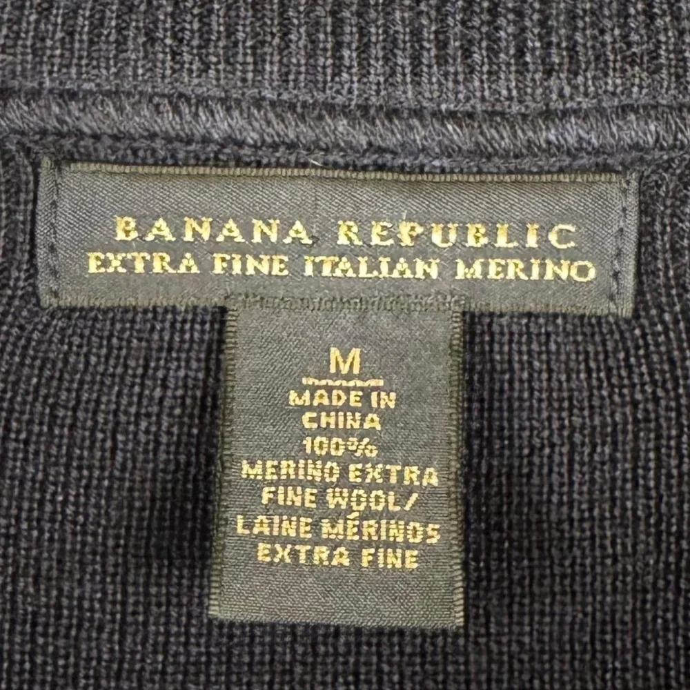 Banana Republic Extra Fine Italian Merino Wool Pullover Sweater